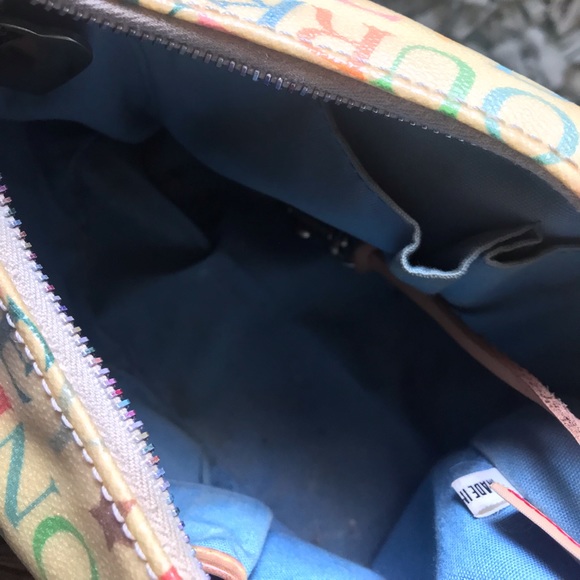 Dooney & Bourke Bucket Purse - Picture 8 of 8